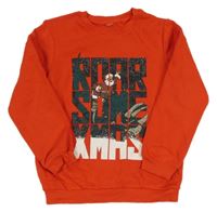 Červená mikina s nápisem a Santou 