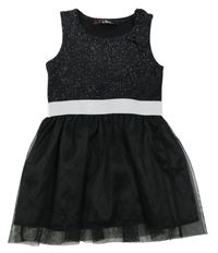 Černé šaty s třpytkami a tylovými rukávy