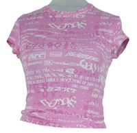 Dámské růžové crop tričko s nápisy zn. Bershka 