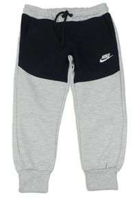 Šedo-černé tepláky Nike