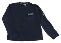 Tmavomodré mikinotriko s kapsou Baker