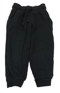 Černé tepláky Primark