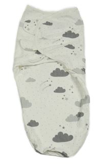 Bílo-šedá rychlozavinovačka s mráčky a hvězdami