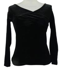 Dámské černé sametové triko s lodičkovým výstřihem River Island 