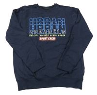 Tmavomodrá mikina s nápisem Destination 