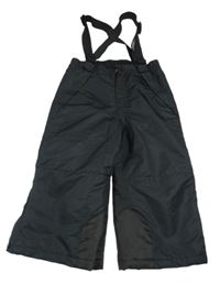 Černé šusťákové funkční zkrácené lyžařské kalhoty s kšandami crane