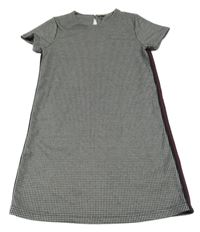 Černo-šedé vzorované šaty s fialovo-černým pruhem 