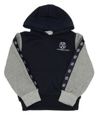 Tmavomodro-šedá mikina s výšivkami a kapucí 