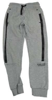 Světlešedé tepláky s proužkem George