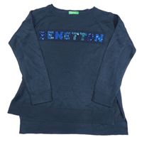 Tmavomodrý lehký svetr s logem Benetton 