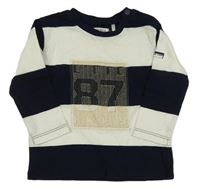 Tmavomodro-bílé pruhované triko s výšivkou a číslem