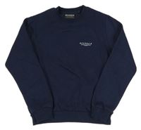 Tmavomodrá mikina s nápisem McKenzie