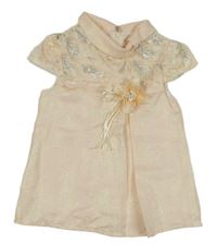 Světlerůžová slavnostní halenka s perličkami a květem 