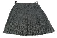 Černo-bílá vzorovaná lehká skládaná sukně