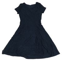 Tmavomodré perforované šaty 