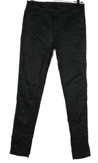 Dámské černé skinny potažené kalhoty 