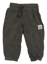 Tmavošedé tepláky s nášivkou Primark