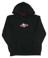 Černá mikina s planetou s raketou a kapucí George