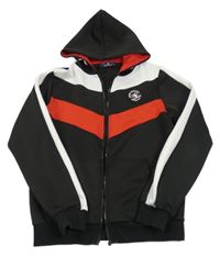 Černo-bílo-červená sportovní propínací mikina s nášivkou a kapucí