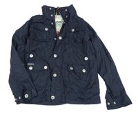 Tmavomodrá šusťáková jarní bunda s kapsami 