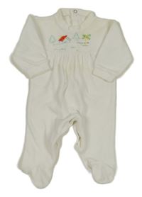 Bílý sametový overal s výšivkou 