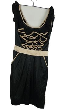 Dámské černo-pudrové saténové šaty s fiží Lipsy London