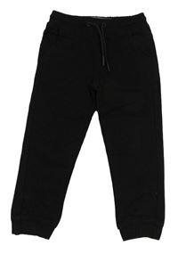 Černé teplákové cuff rifle Denim Co.