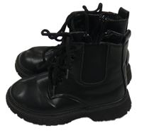 Černé koženkové kotníčkové boty vel. 30