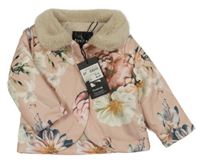 Nové - světlerůžový zateplený kabátek s kytičkami a kožešinovým límečkem Firetrap