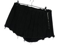 Dámské černé riflové kraťasy s třásněmi PrettyLittle Thing