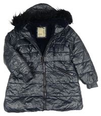 Tmavomodrý šusťákový zimní kabát s páskem a kapucí M&S