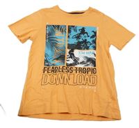 Oranžové tričko s koly a listy a nápisy C&A