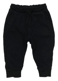 Černé tepláky LC WaIKIKI