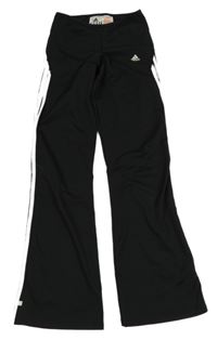 Černé sportovní flare tepláky s logem Adidas