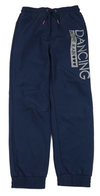 Tmavomodré softshellové kalhoty s nápisem X-Mail