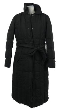 Dámský černý šusťákový zimní kabát s páskem 