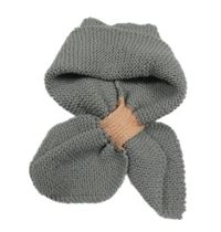 Šedo-broskvová pletená šála 