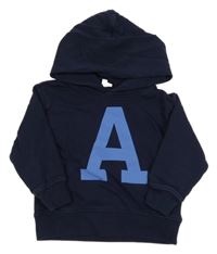 Tmavomodrá mikina s písmenem a kapucí