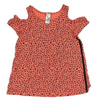 Růžovo-černo-bílé tričko s volnými rameny a leopardím vzorem C&A