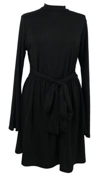 Dámské černé žebrované šaty s páskem Boohoo 