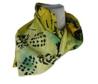 Dámský zeleno-žlutý vzorovaný šátek 