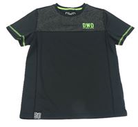 Černé sportovní tričko se vzorem a nápisem C&A