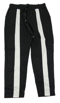 Černo-bílé plátěné kalhoty 