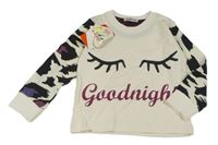 Krémové pyžamové triko s řasami a vzorem