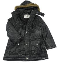 Černá lesklá kostkovaná šusťáková zimní bunda s kapucí s kožešinou 