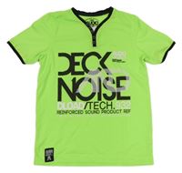 Neonově zelené tričko s nápisy a vsadkou C&A