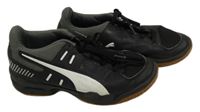 Černo-šedé koženkovo/textilní botasky Puma vel. 33