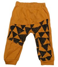 Medové tepláky se vzorem 