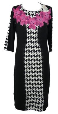 Nové - Dámské černo-bílé vzorované svetrové šaty s květy 