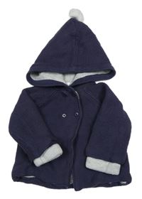 Tmavofialový svetrový podšitý kabátek s kapucí s bambulí M&Co.